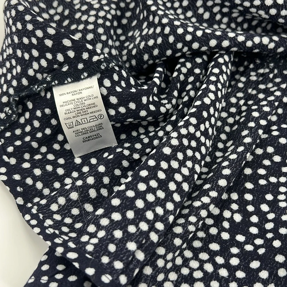 LOFT Navy blue and White polka dot Puff‎ Sleeve Blouse with Mandarin Collar